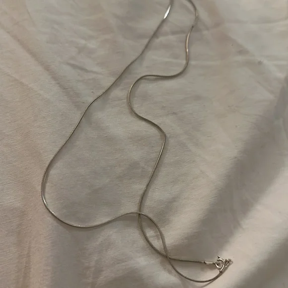 *🛒 FREE WITH PURCHASE* Pearl pendant silver chain necklace - Picture 12 of 15